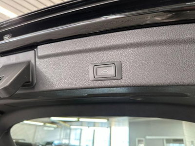 Audi Q3 Sportback 35 TDI quattro S tronic S line edition (16)