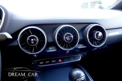 Audi TT Coupé Coupe 45 2.0 tfsi quattro s-tronic (13)