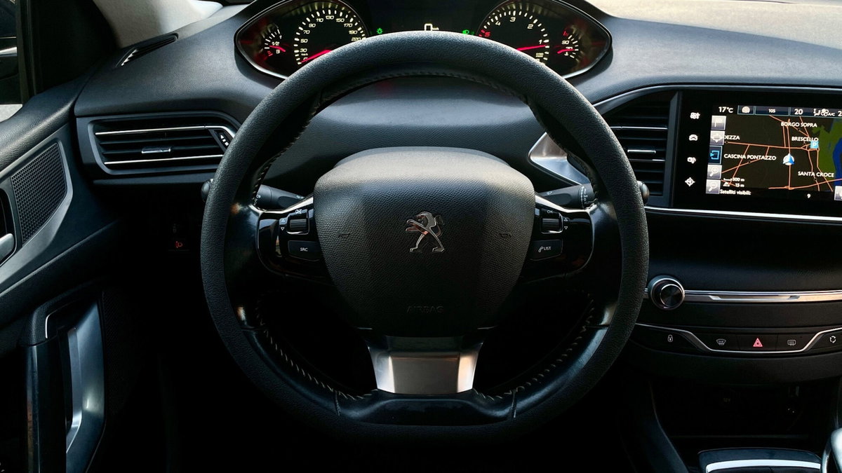 Peugeot 308 SW BlueHDi 120 S&S Allure (16)