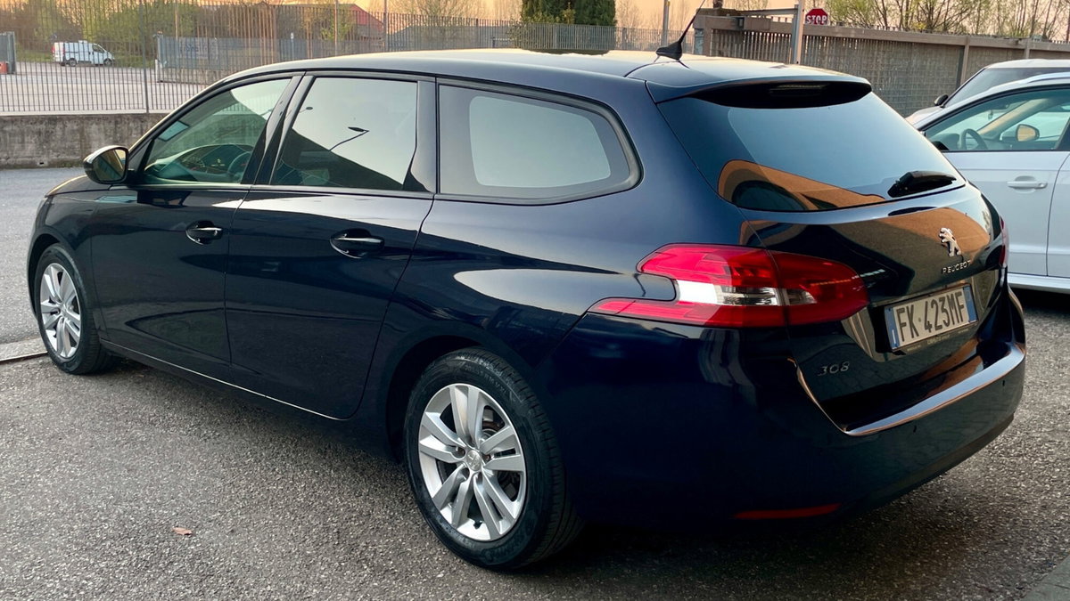 Peugeot 308 SW BlueHDi 120 S&S Allure (4)