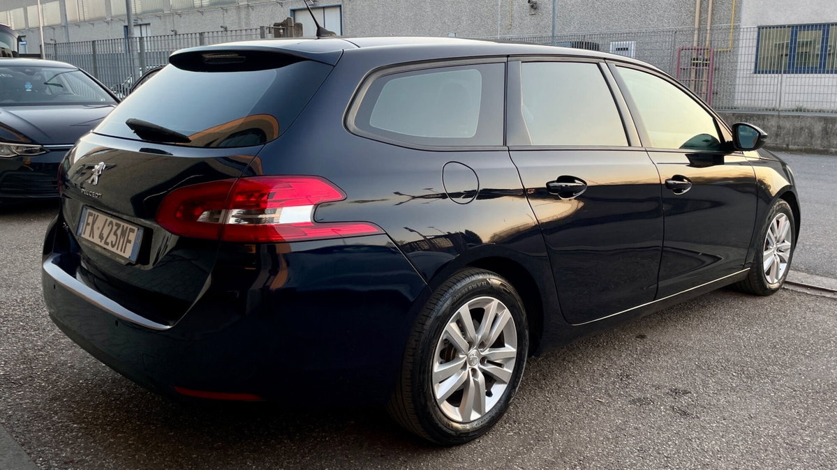 Peugeot 308 SW BlueHDi 120 S&S Allure (6)