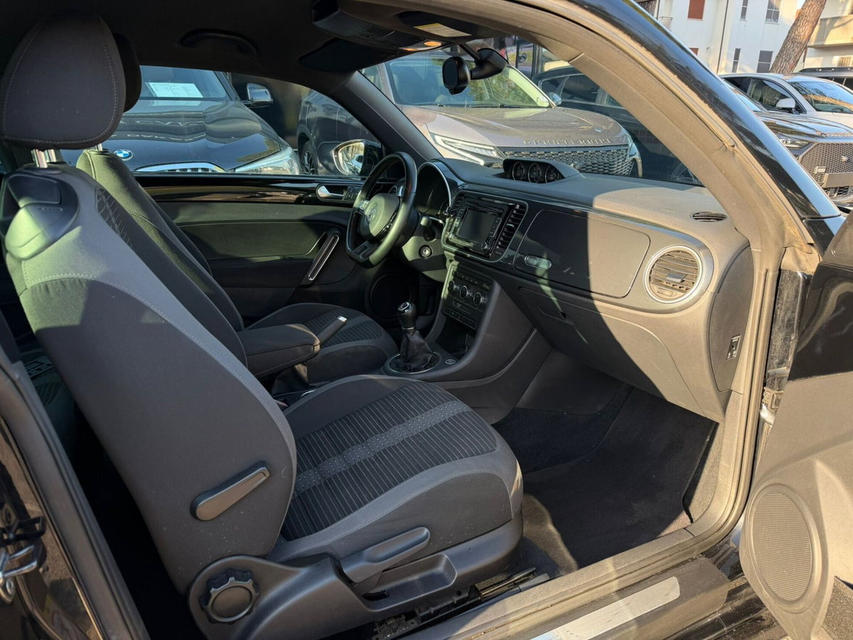 Volkswagen Maggiolino 1.4 TSI Sport (10)