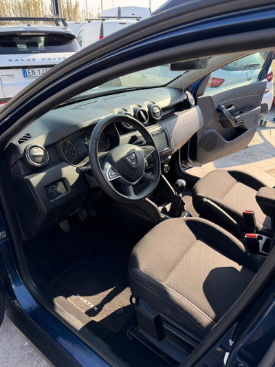 Dacia Duster 1.5 dCi 8V 110 CV EDC 4x2 Prestige (10)