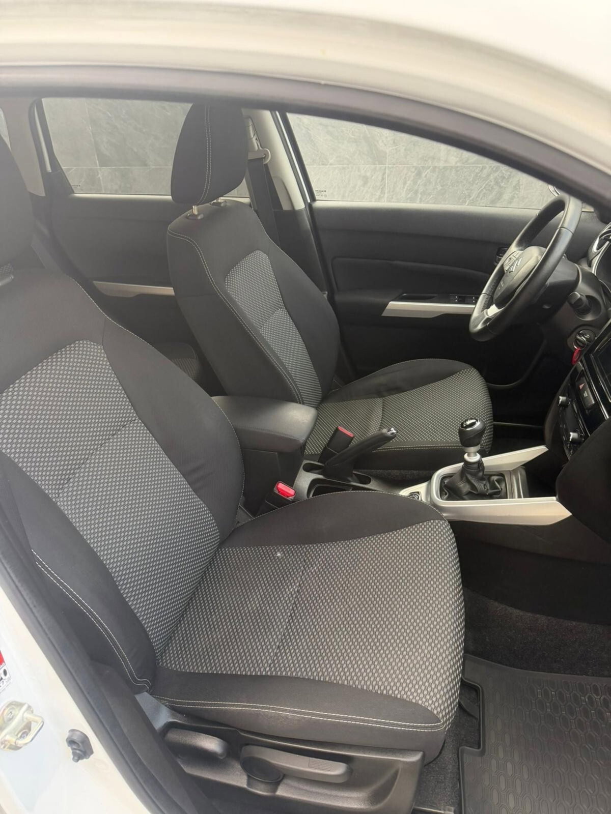 Suzuki Vitara 1.6 DDiS 4WD AllGrip Yoru (11)