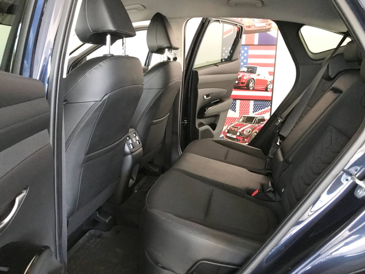 Hyundai Tucson 1.6 t-gdi 48V Xtech 2wd mt (14)