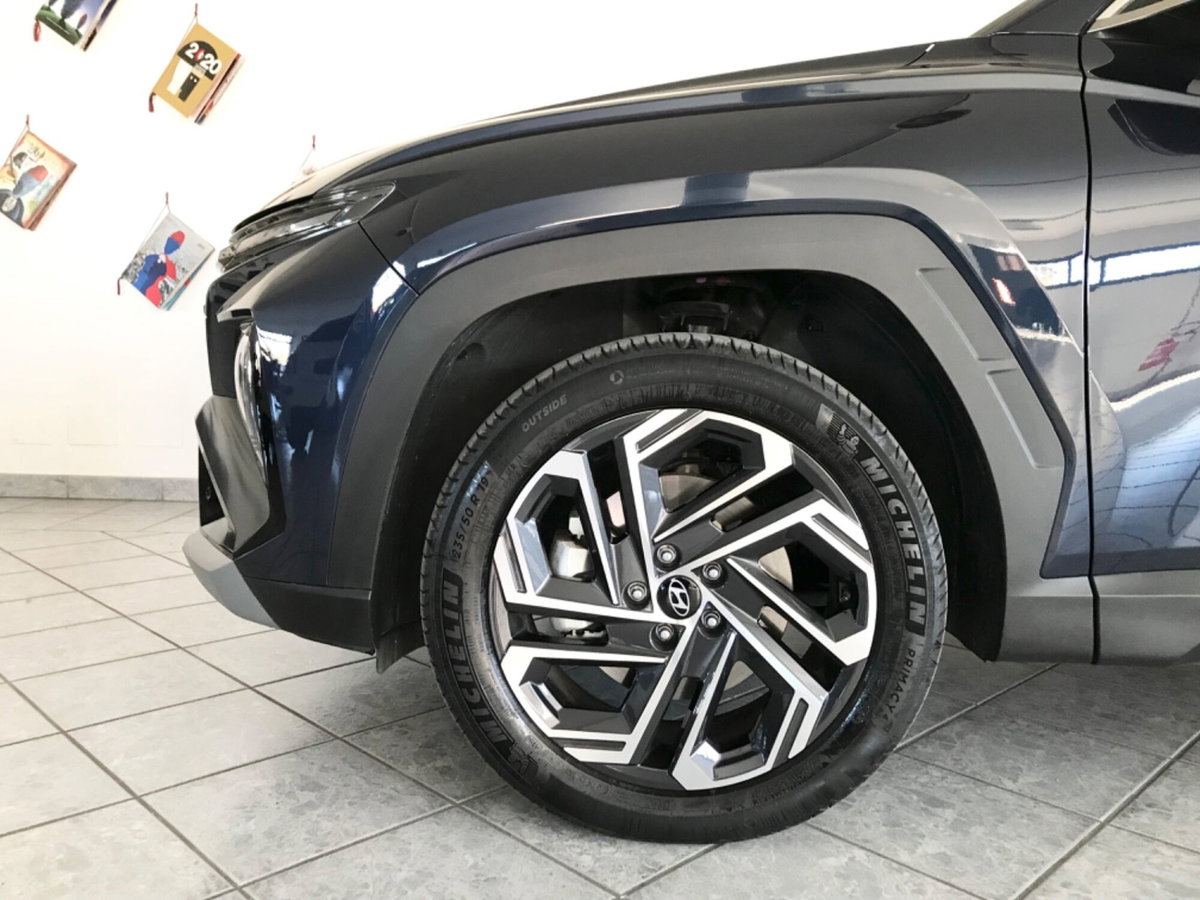Hyundai Tucson 1.6 t-gdi 48V Xtech 2wd mt (18)