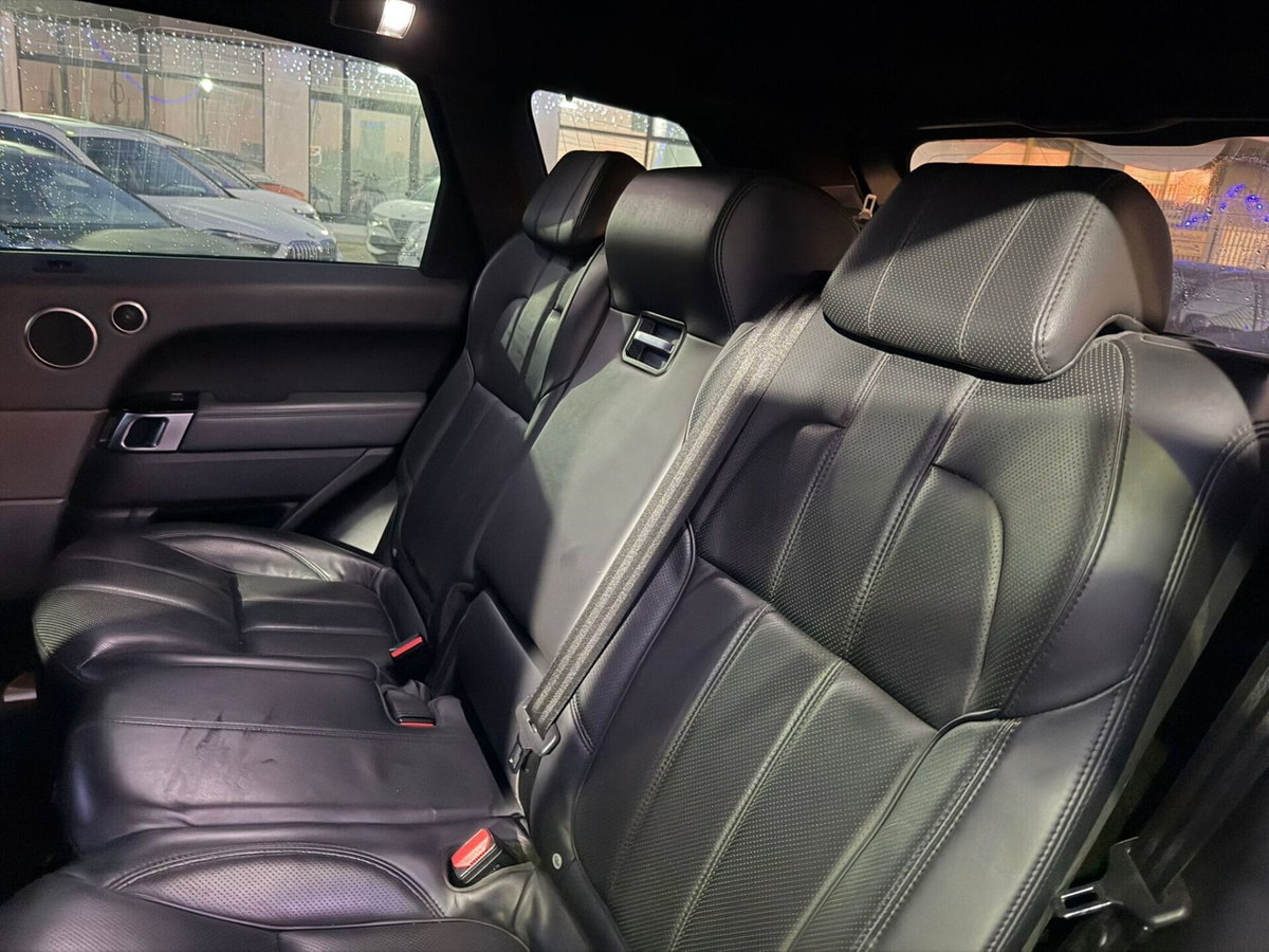 Land Rover Range Rover Sport 3.0 TDV6 HSE (17)