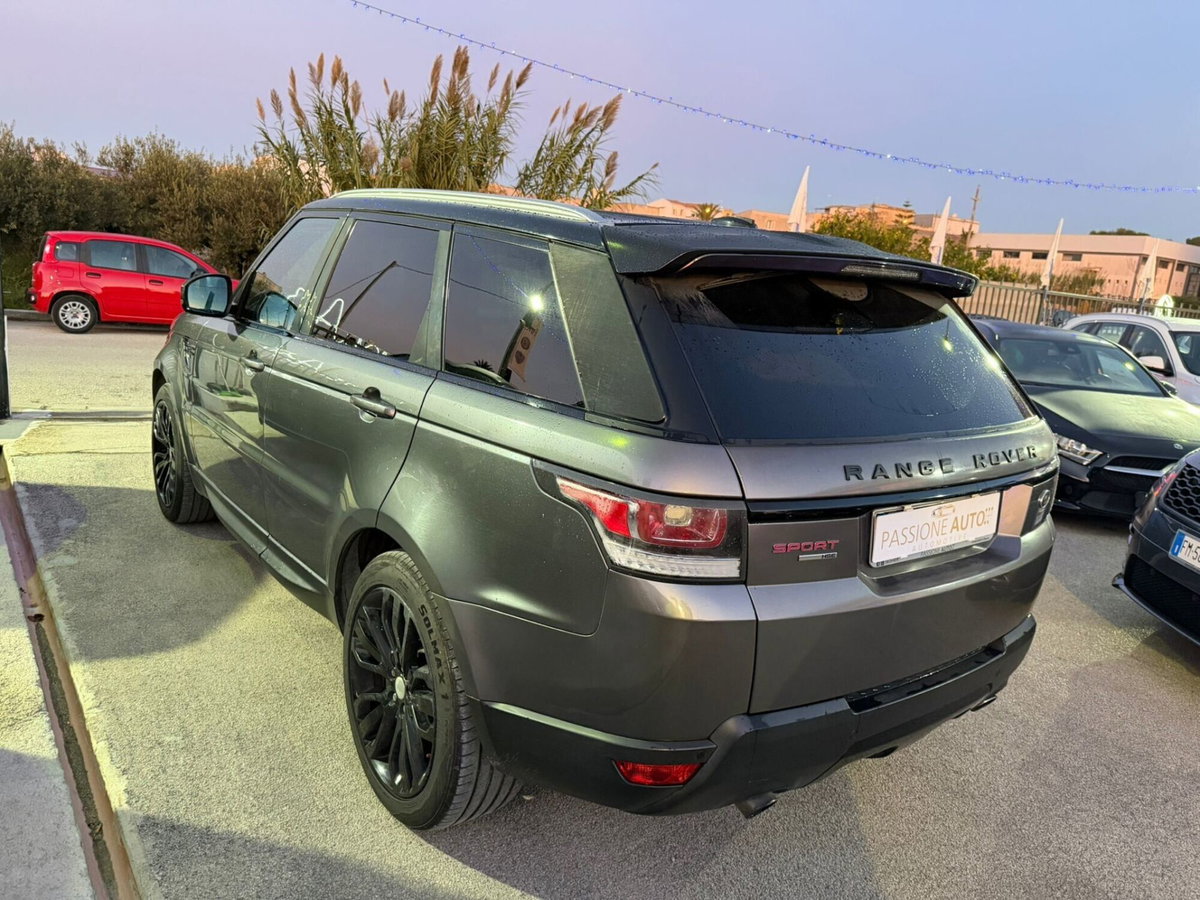Land Rover Range Rover Sport 3.0 TDV6 HSE (4)