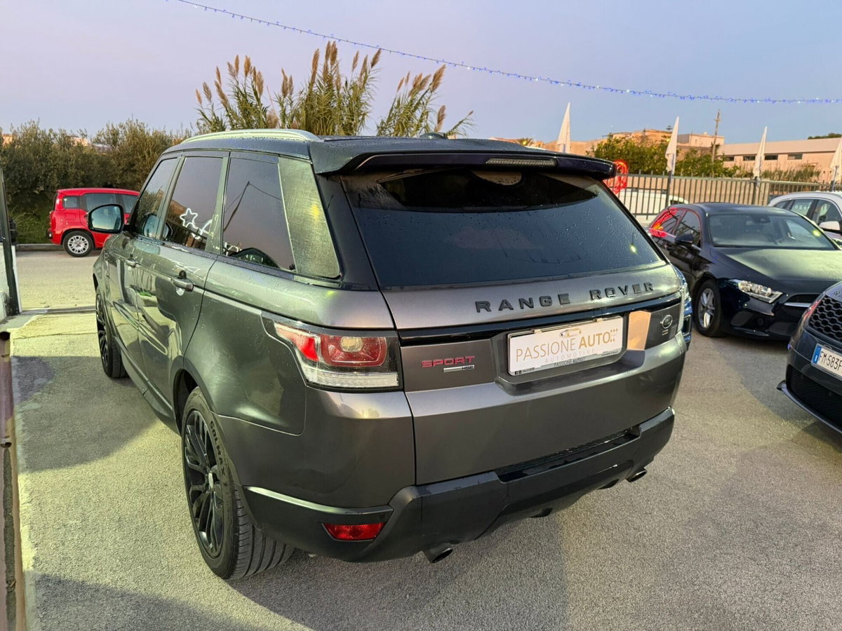 Land Rover Range Rover Sport 3.0 TDV6 HSE (5)