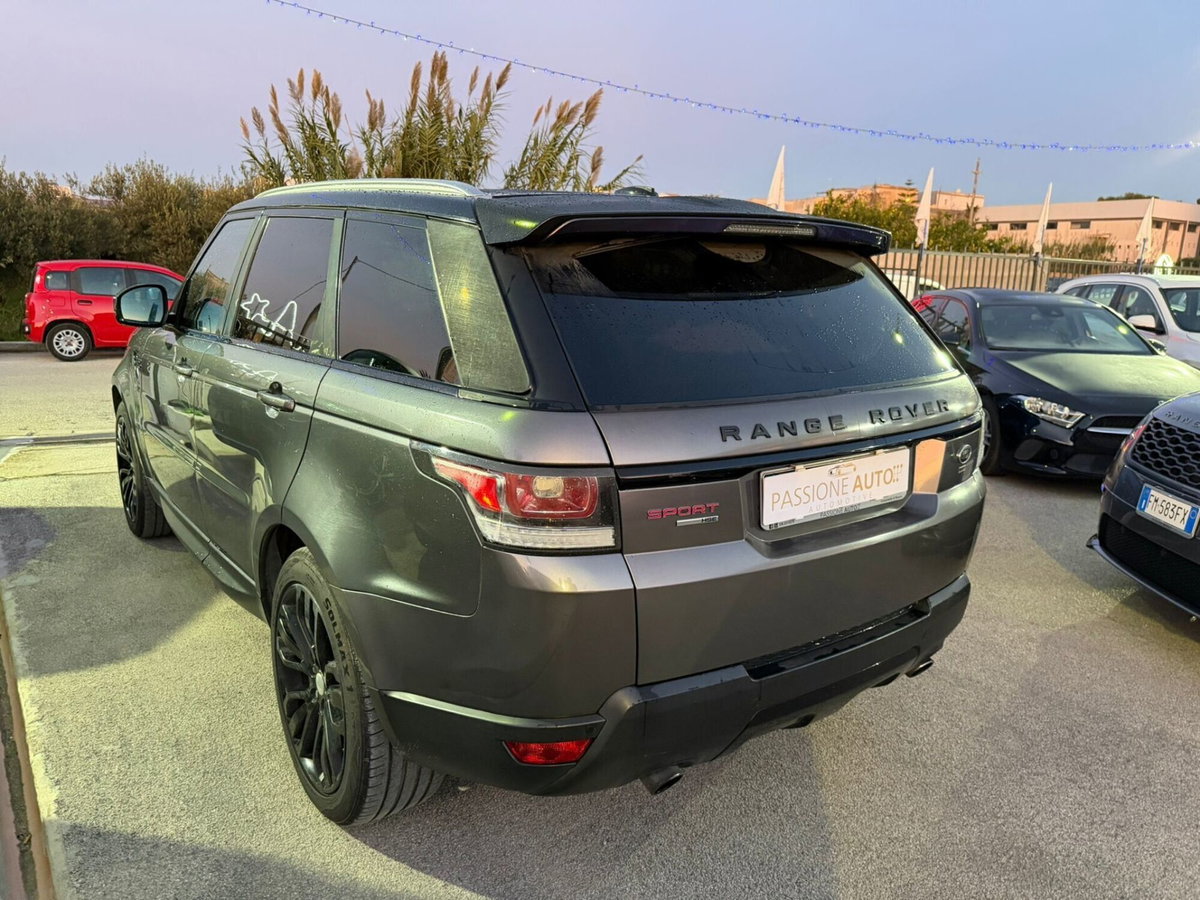 Land Rover Range Rover Sport 3.0 TDV6 HSE (6)