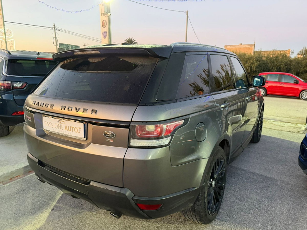 Land Rover Range Rover Sport 3.0 TDV6 HSE (7)