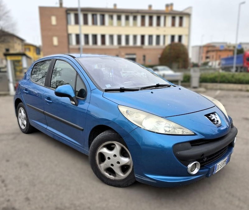 Peugeot 207 HDi 90CV 5p. ONE Line