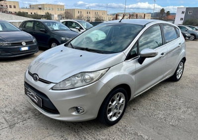 Ford Fiesta 1.4 TDCi 70CV 5 porte Titanium usata