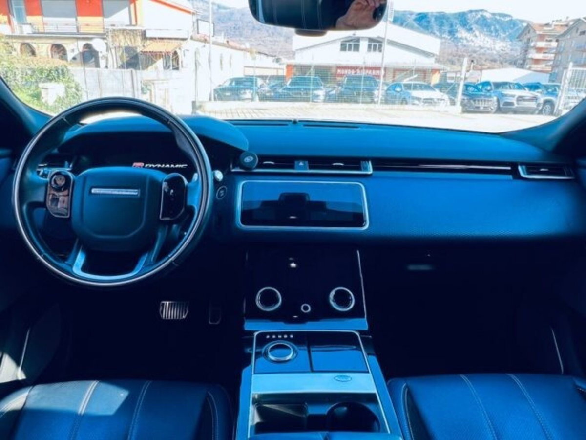 Land Rover Range Rover Velar 2.0D I4 240 CV R-Dynamic SE (5)
