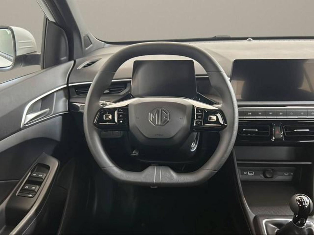 Mg MG3 1.5 Standard (14)
