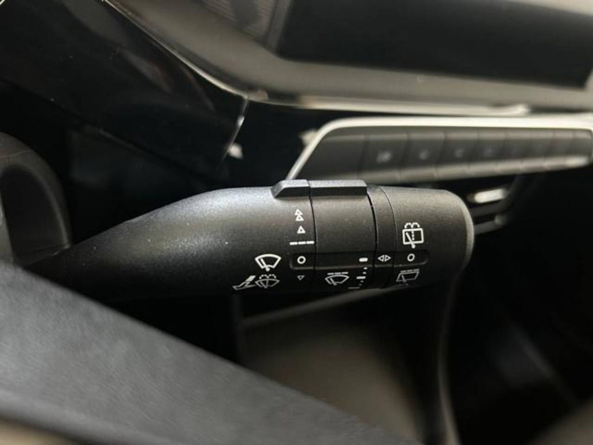 Mg MG3 1.5 Standard (15)