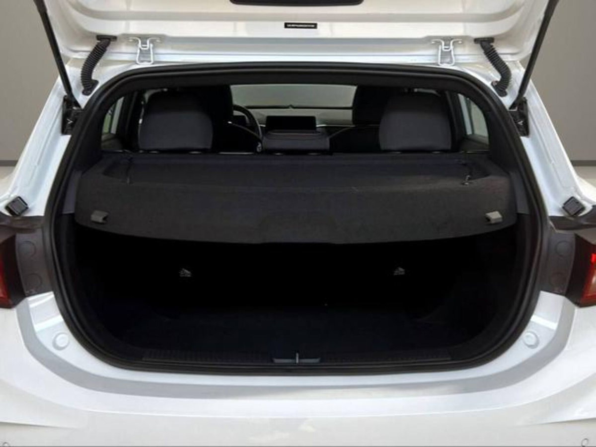 Mg MG3 1.5 Standard (7)