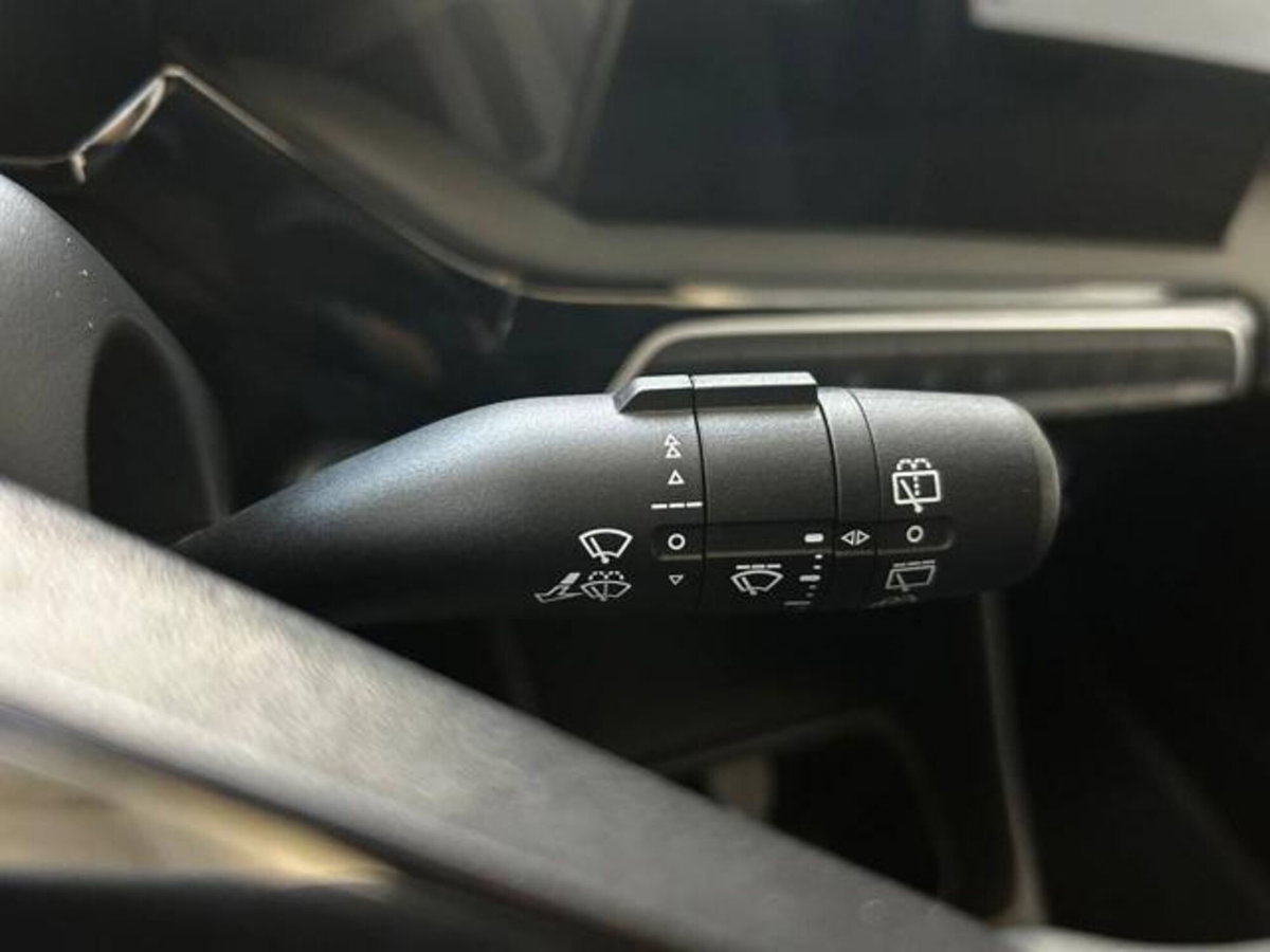 Mg MG3 1.5 hybrid+ Luxury auto (15)
