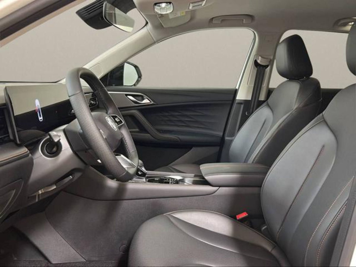 Mg HS 1.5 hybrid+ Luxury auto (11)