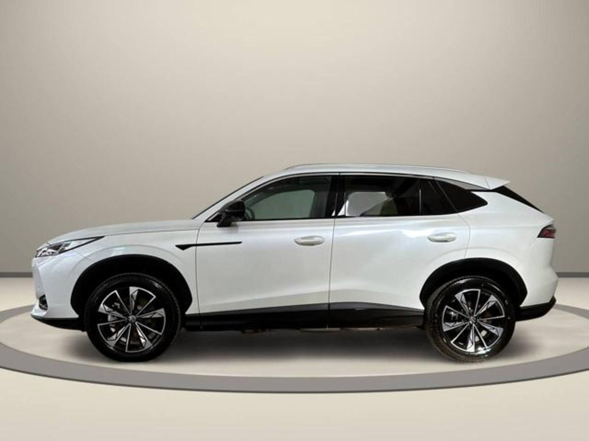 Mg HS 1.5 hybrid+ Luxury auto (5)