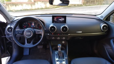 Audi A3 Sportback 2.0 TDI S tronic Design (4)