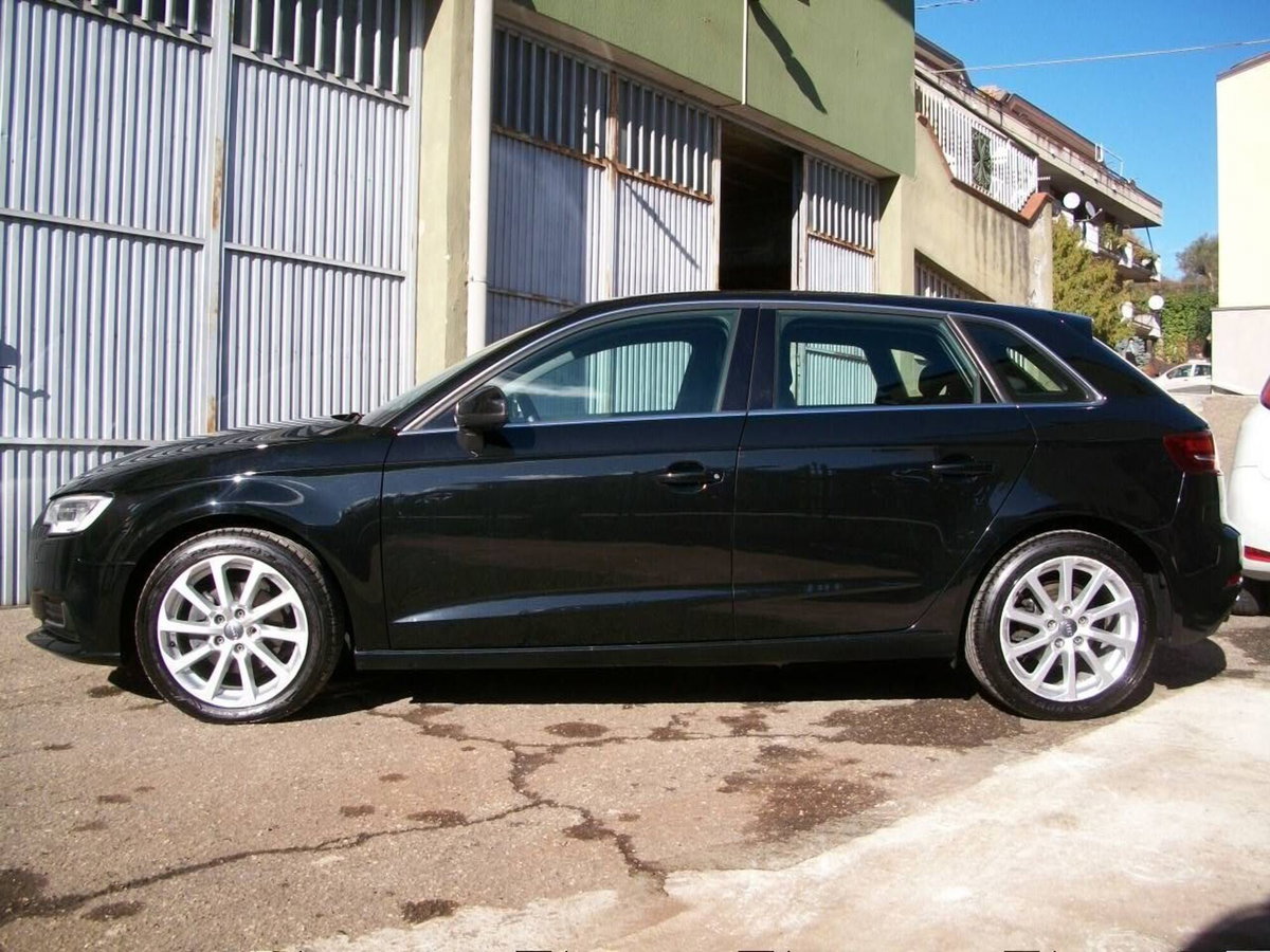 Audi A3 Sportback 2.0 TDI S tronic Design (10)