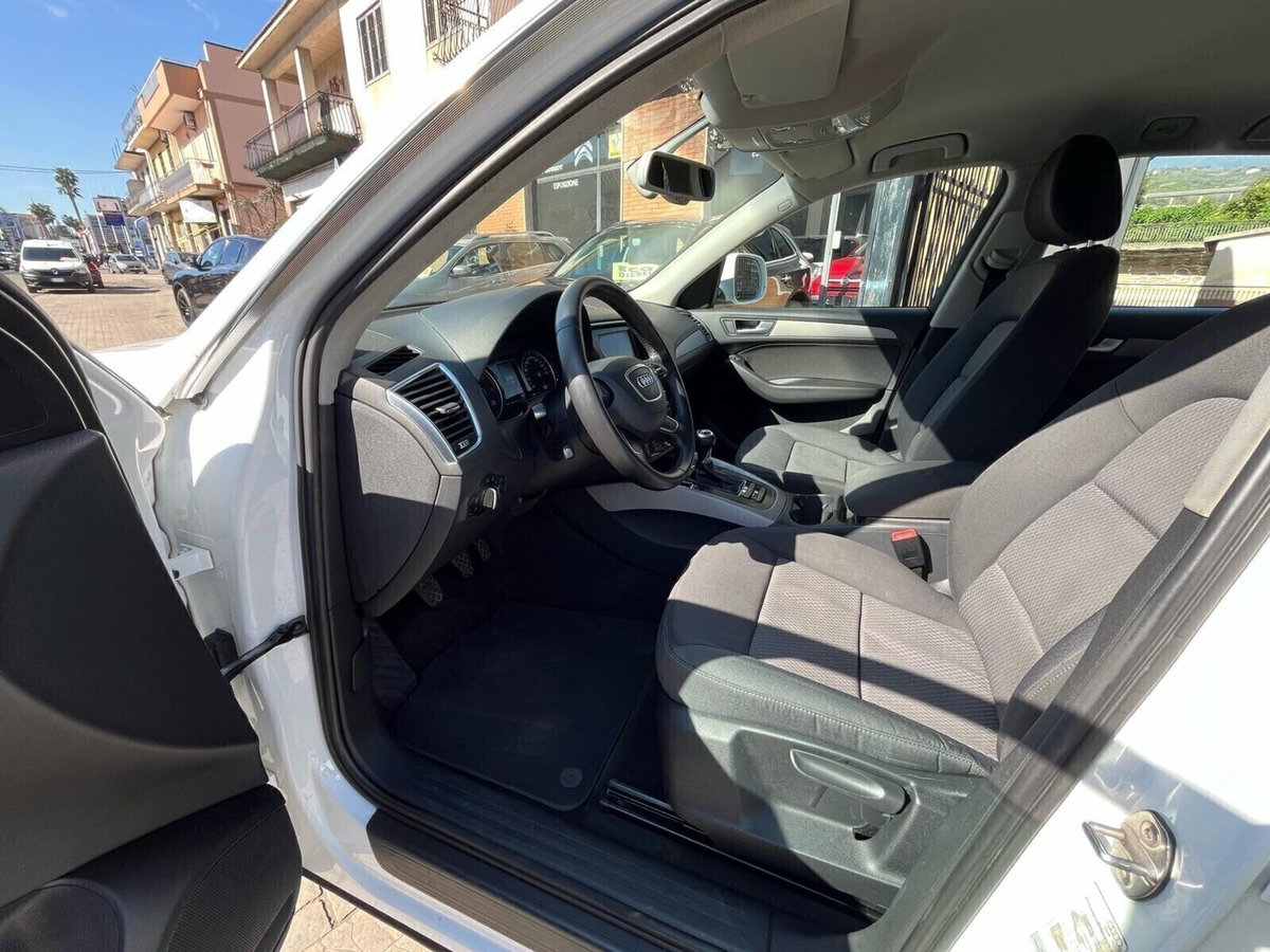 Audi Q5 2.0 TDI 143 CV quattro Advanced (10)