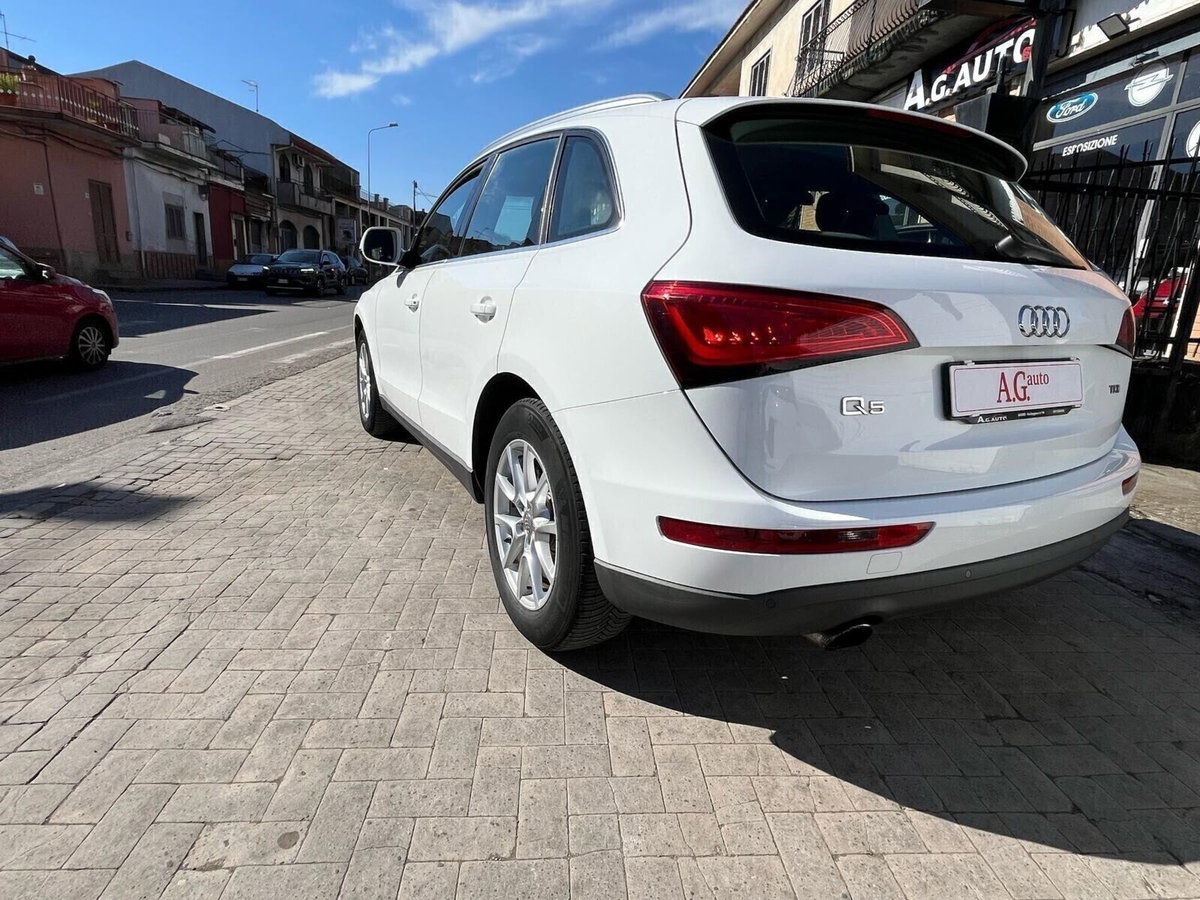 Audi Q5 2.0 TDI 143 CV quattro Advanced (8)