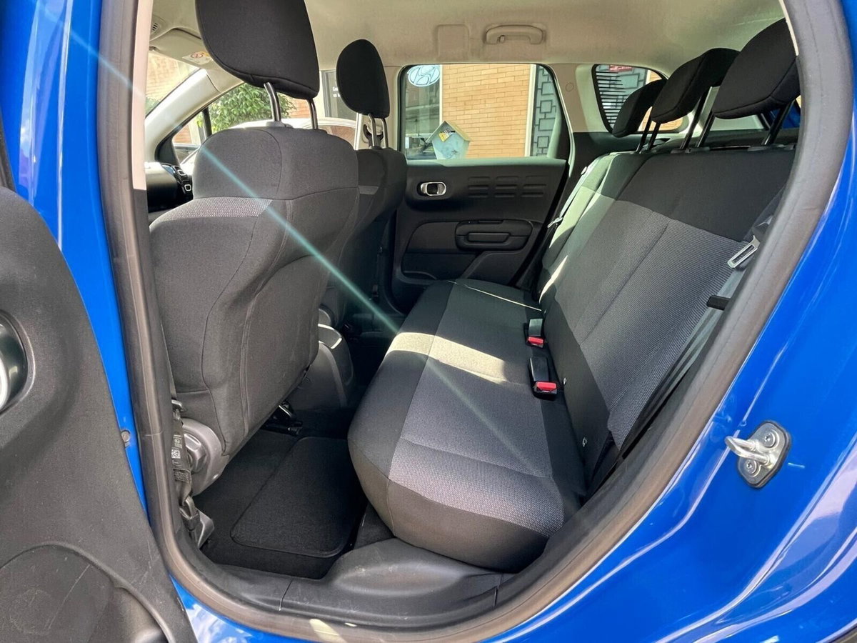 Citroen C3 Aircross BlueHDi 110 S&S Shine Pack (12)