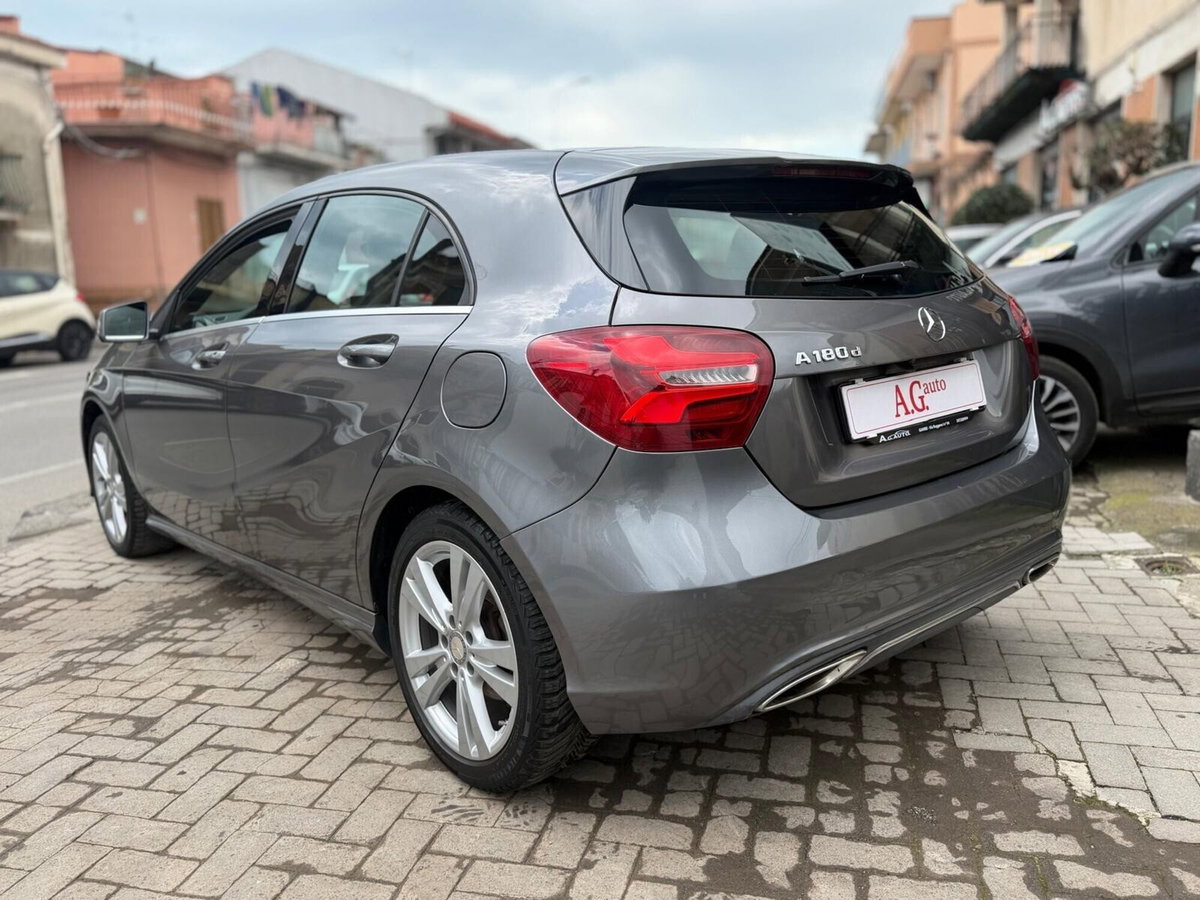 Mercedes-Benz Classe A 180 d Sport (8)