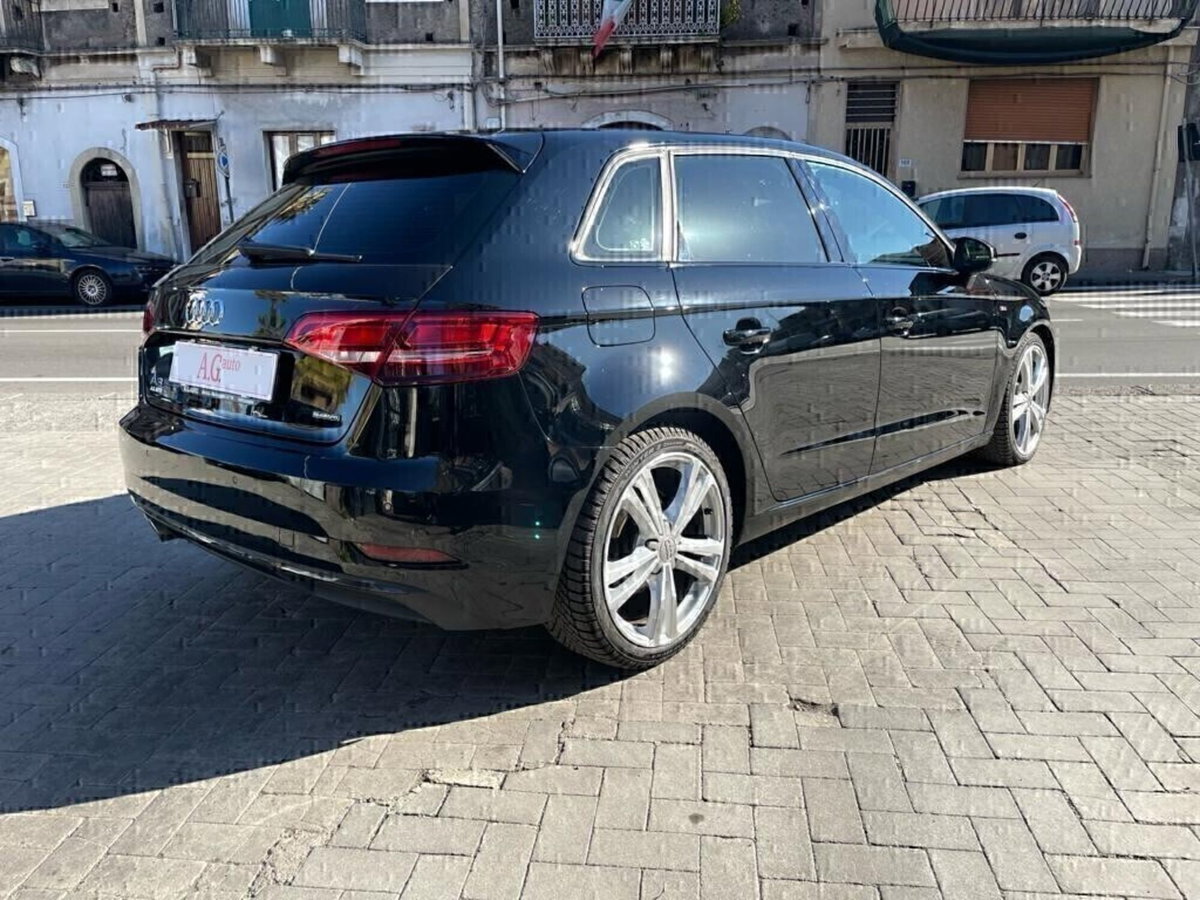 Audi A3 Sportback 40 TDI quattro S tronic Admired (5)