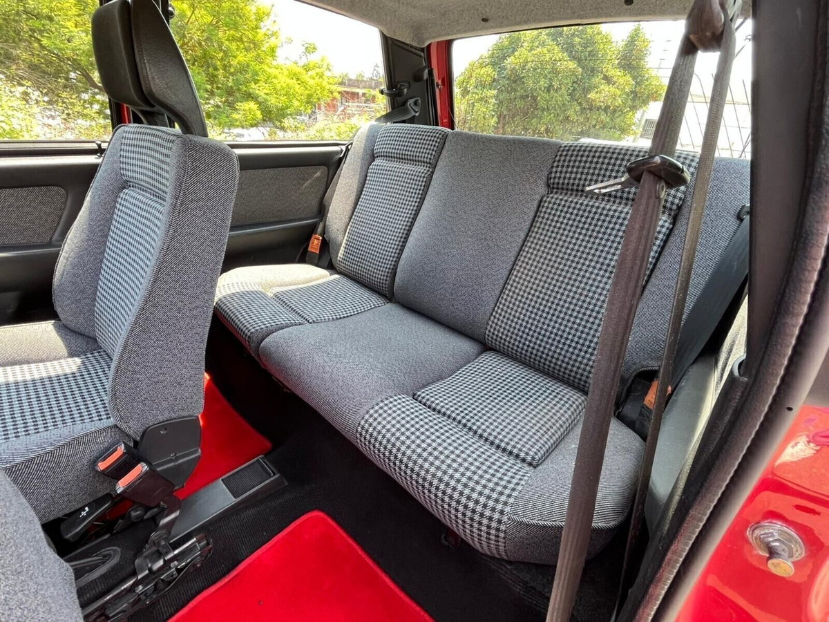 Fiat Uno turbo i.e. 3 porte (13)