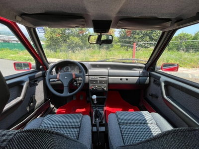 Fiat Uno turbo i.e. 3 porte (14)