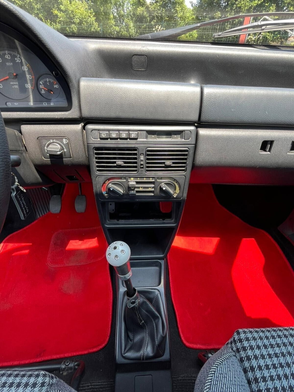 Fiat Uno turbo i.e. 3 porte (17)