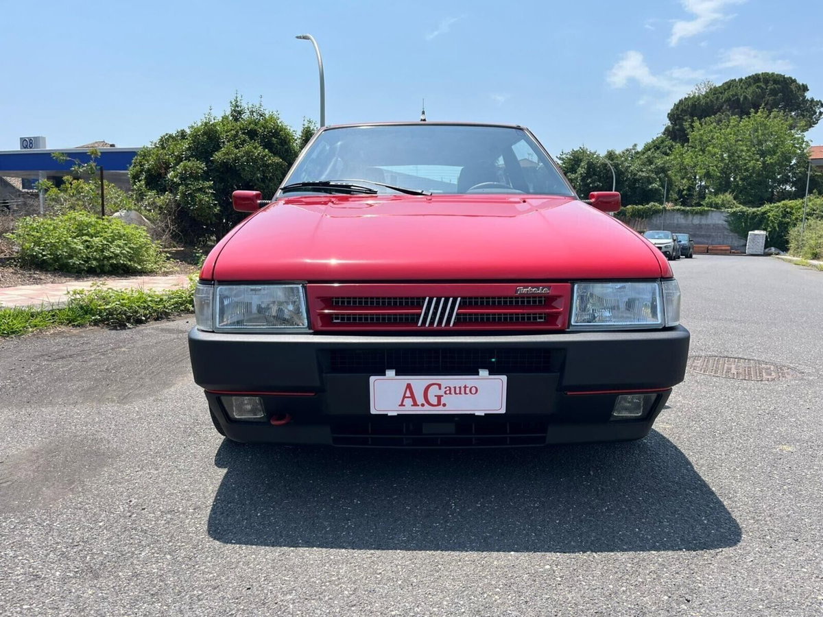 Fiat Uno turbo i.e. 3 porte (3)