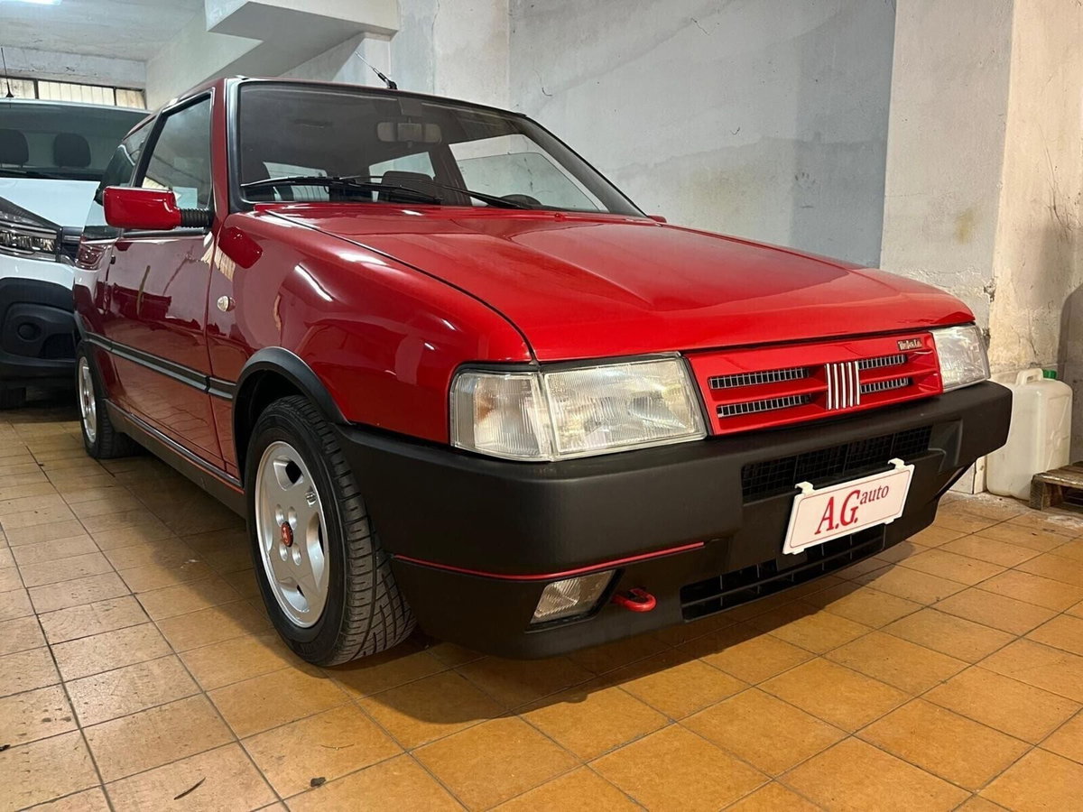 Fiat Uno turbo i.e. 3 porte (4)