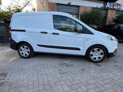 Ford Transit Courier 1.5 TDCi 75CV  Trend (4)