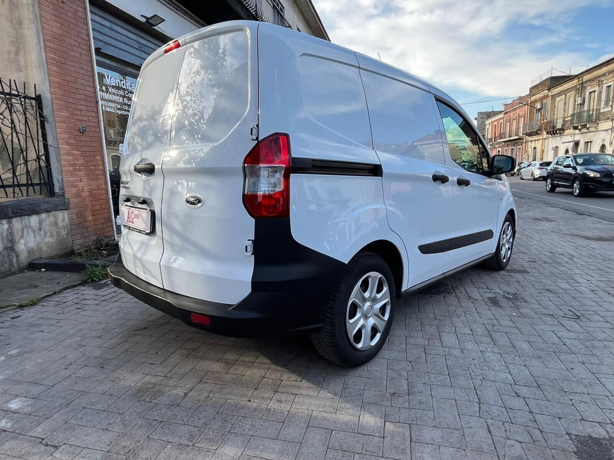 Ford Transit Courier 1.5 TDCi 75CV  Trend (6)