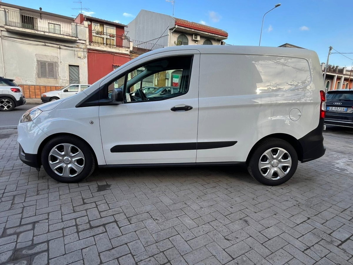 Ford Transit Courier 1.5 TDCi 75CV  Trend (9)