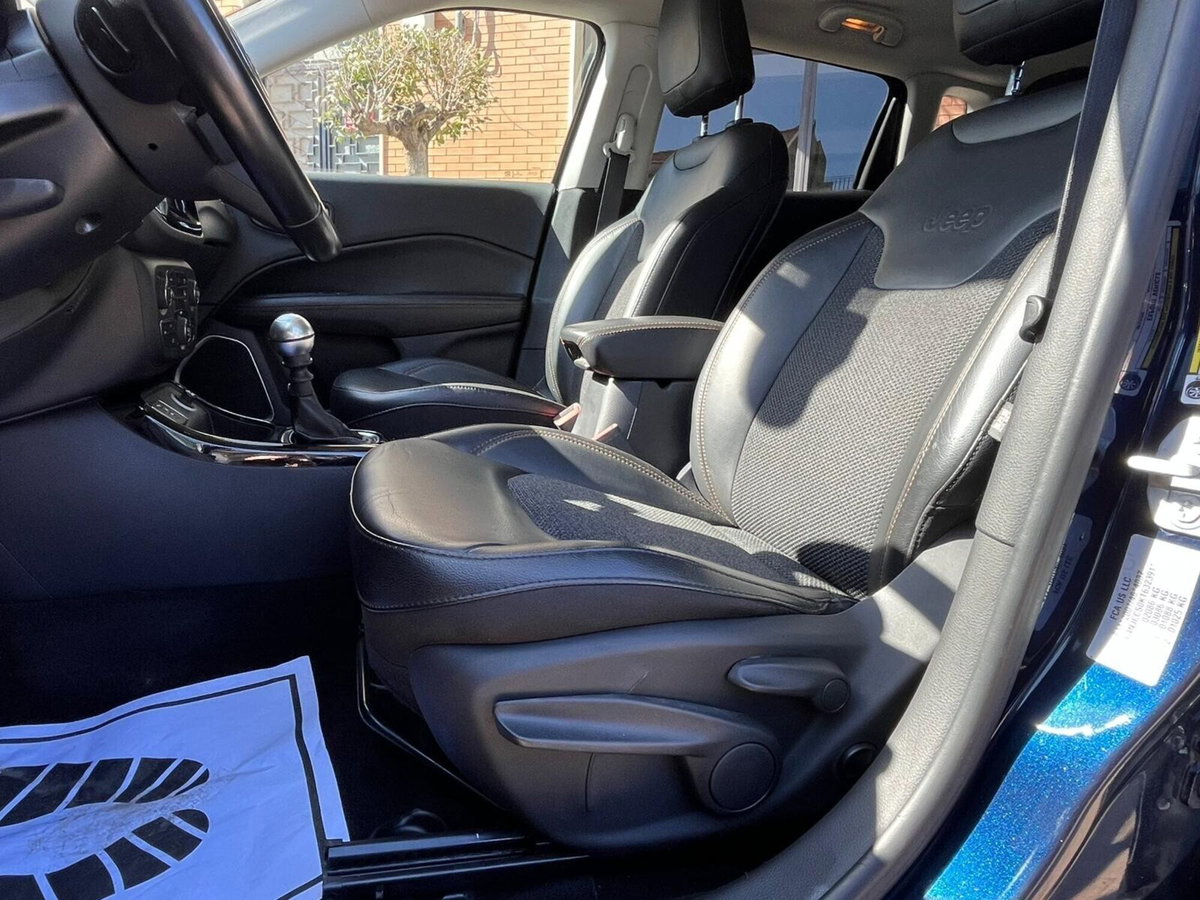 Jeep Compass 1.6 Multijet II 2WD Limited (11)