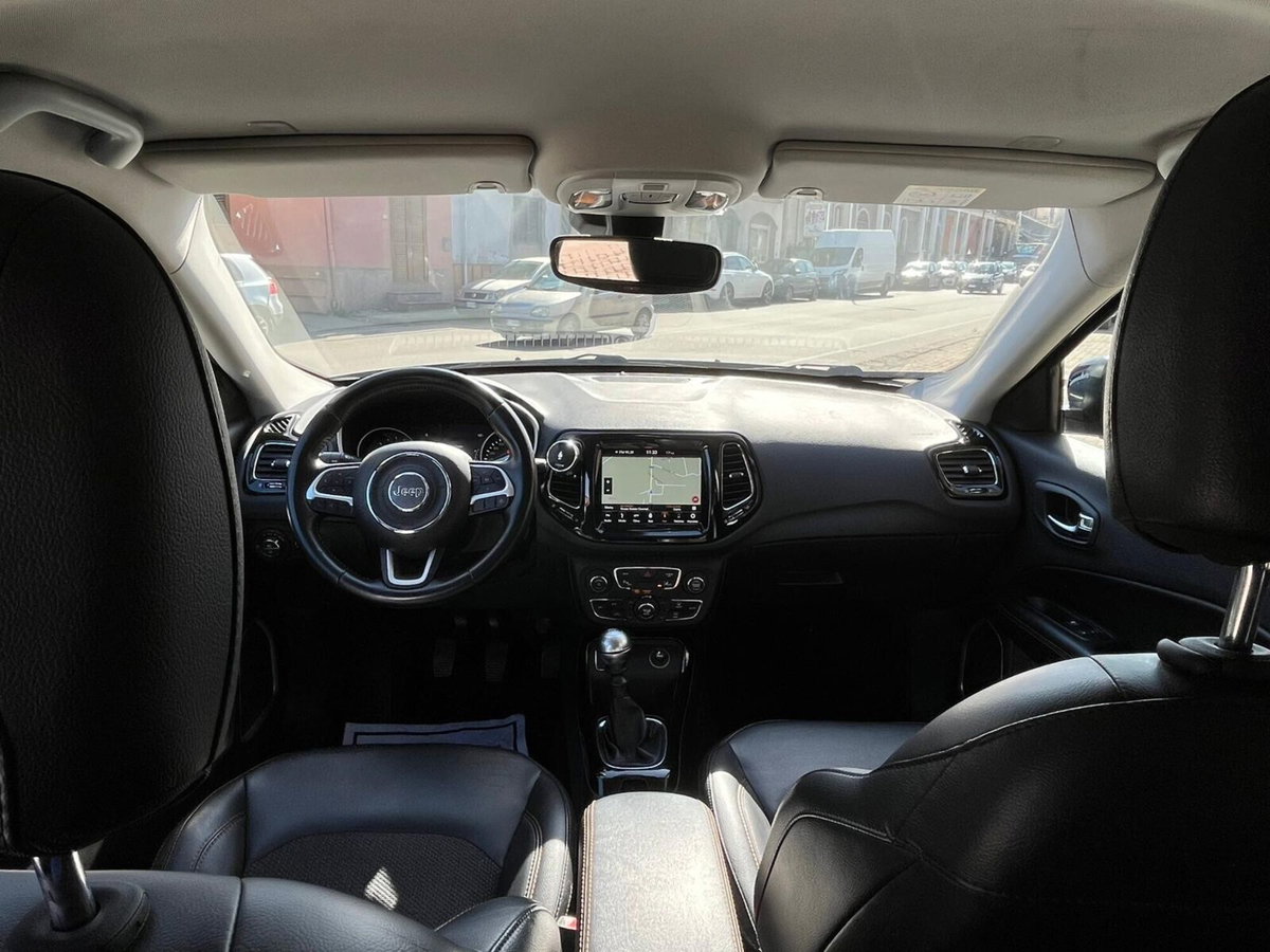 Jeep Compass 1.6 Multijet II 2WD Limited (14)