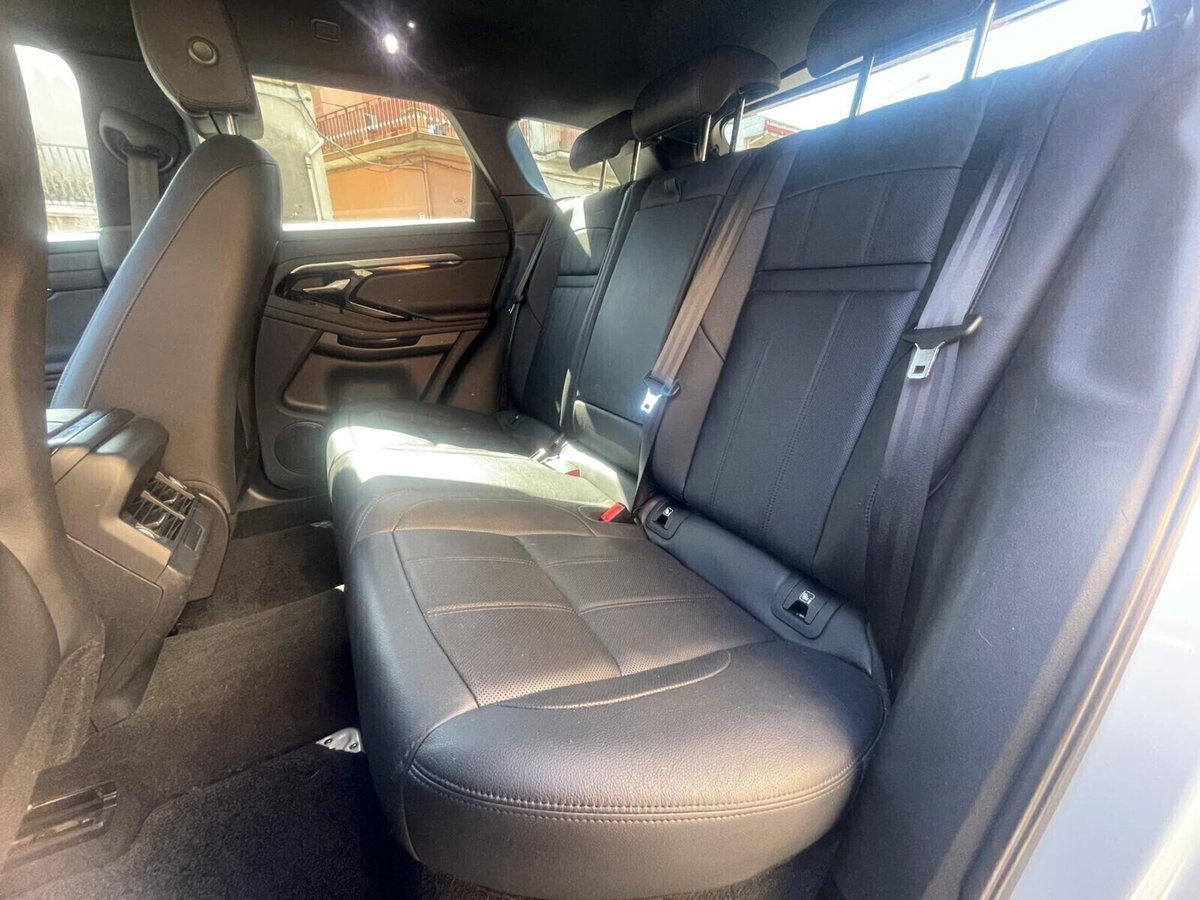 Land Rover Range Rover Evoque 2.0D I4-L.Flw 150 CV AWD Auto SE (13)