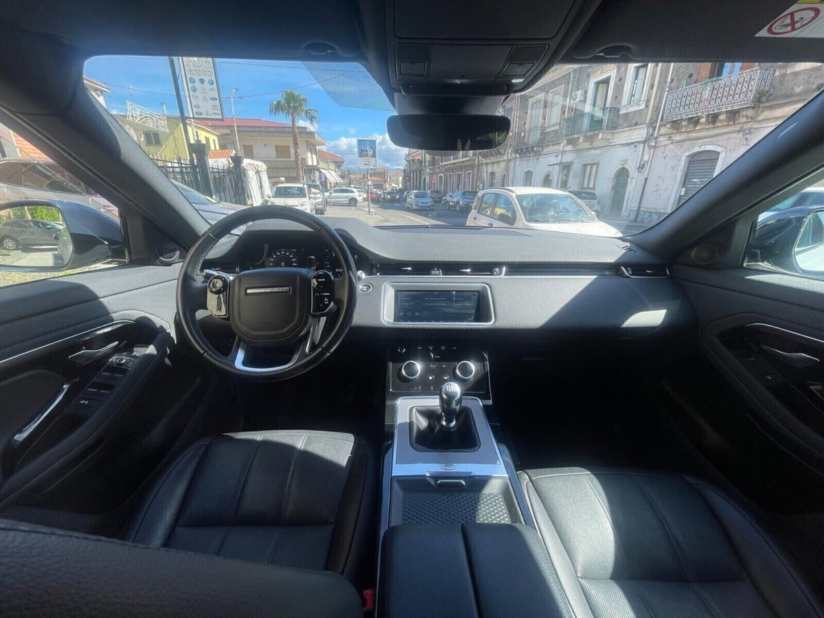 Land Rover Range Rover Evoque 2.0D I4-L.Flw 150 CV AWD Auto SE (15)