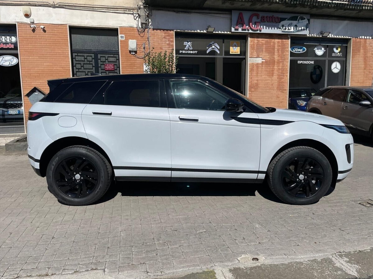 Land Rover Range Rover Evoque 2.0D I4-L.Flw 150 CV AWD Auto SE (5)