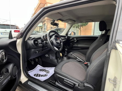 MINI Mini 1.5 Cooper D (10)