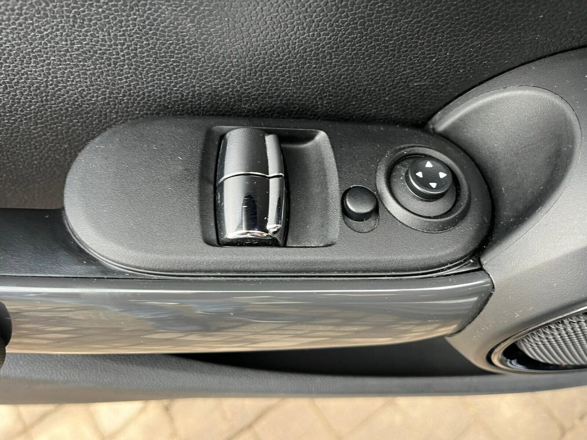 MINI Mini 1.5 Cooper D (16)