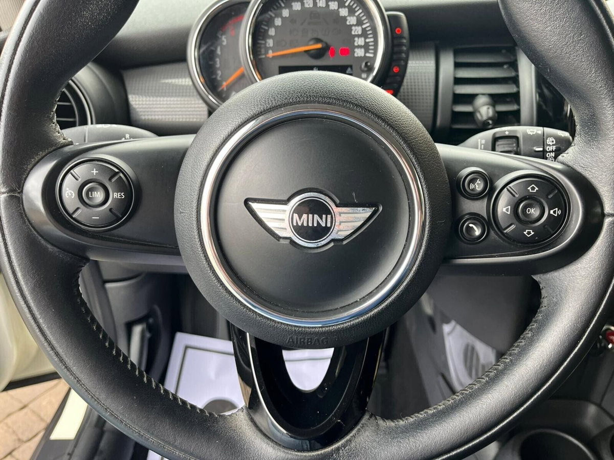 MINI Mini 1.5 Cooper D (18)