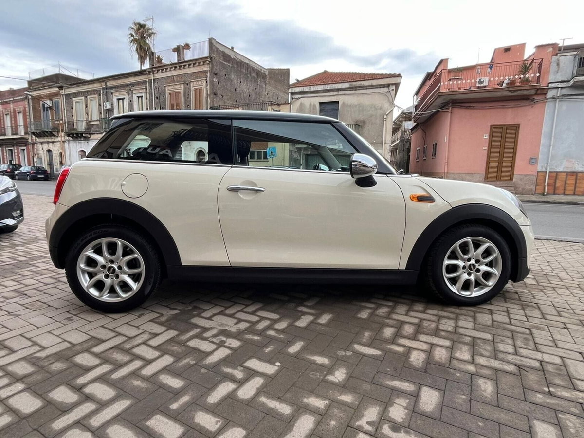 MINI Mini 1.5 Cooper D (5)