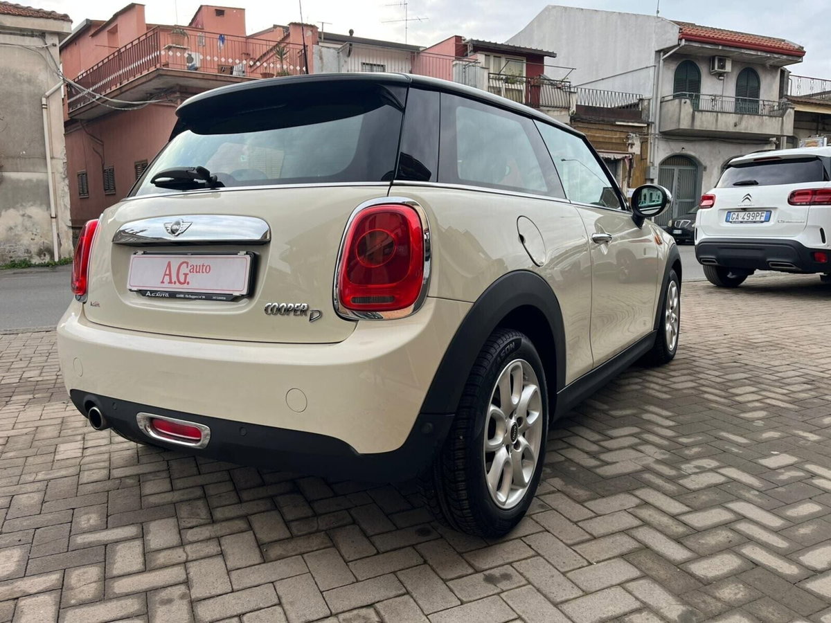 MINI Mini 1.5 Cooper D (6)
