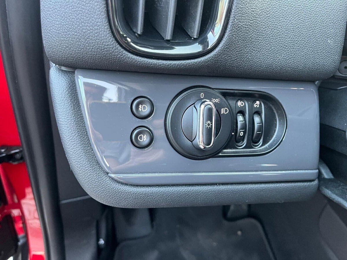 MINI Mini Countryman 2.0 Cooper D Business Countryman ALL4 Automatica (18)